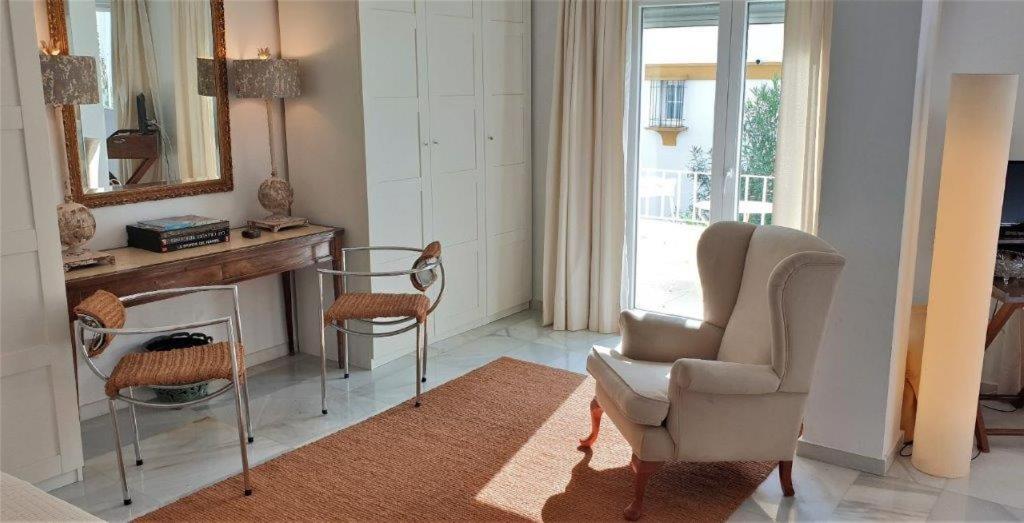 Luxury House Golden Mile Hébergement de vacances