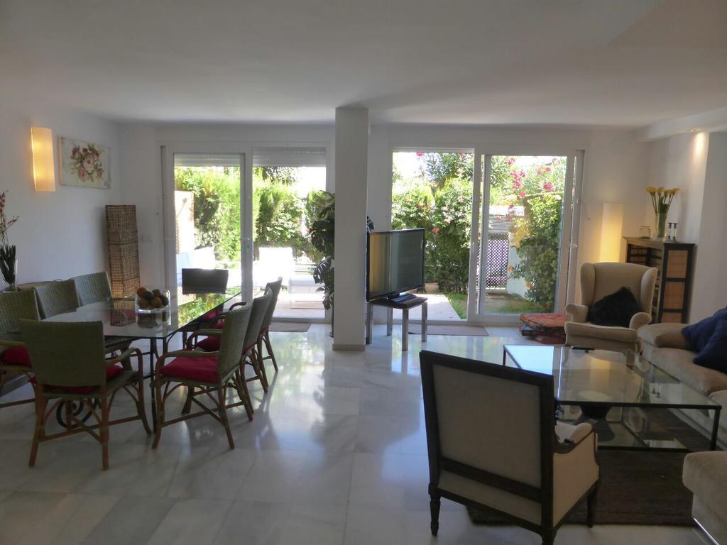 Luxury House Golden Mile Hébergement de vacances